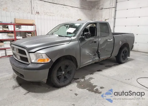 2010 Dodge Ram 1500 St из США, поврежденный, VIN 1D7RV1GP1AS256371